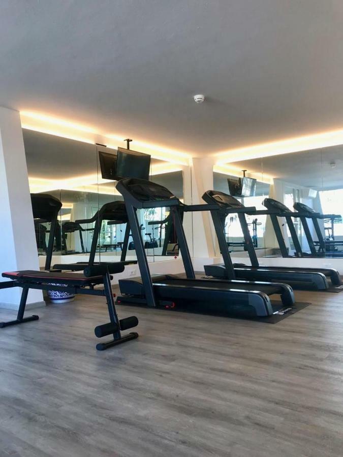 Hotel Tritone Caorle Bagian luar foto